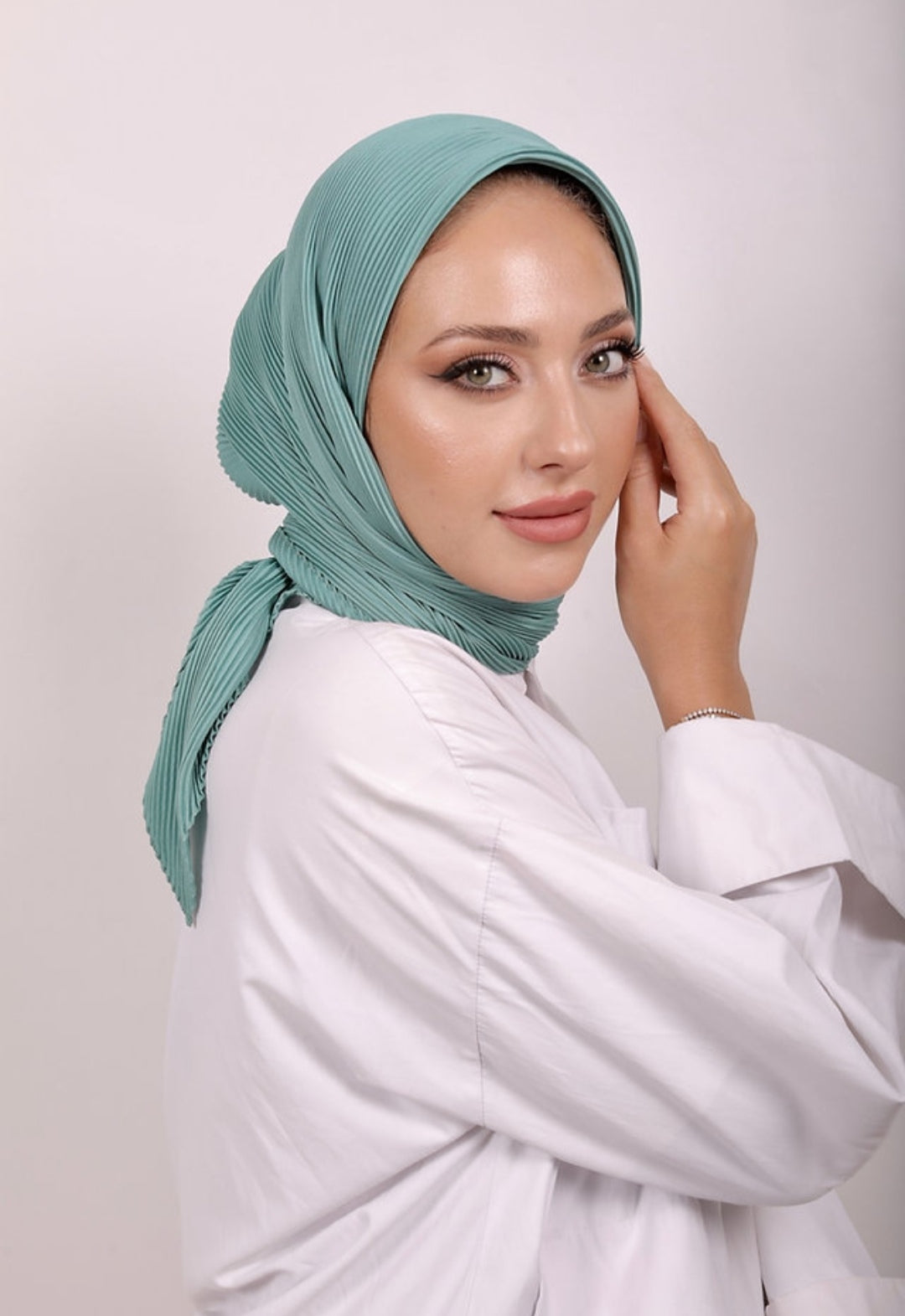 Hijab plissé (carré)